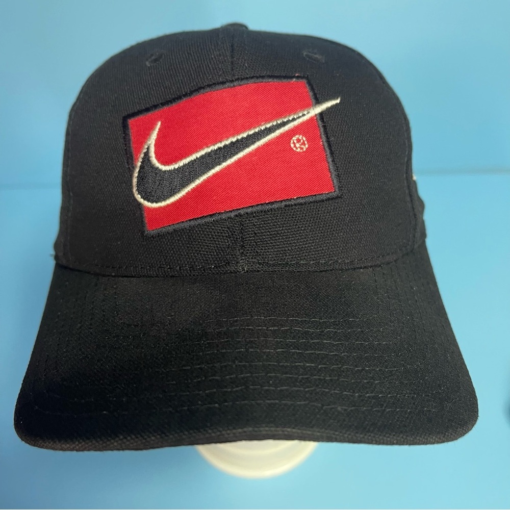 NIKE JUST DO IT EMBROIDERED SWOOSH HAT HARD TO FIND RARE AND VINTAGE